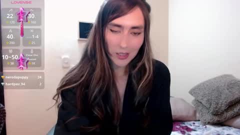 Moriah online show from December 11, 7:36 pm