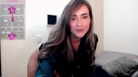 Moriah online show from March 5, 7:27 pm