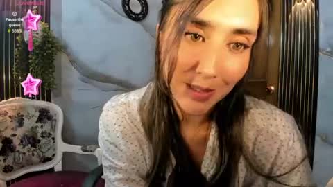 Moriah online show from June 24, 7:24 pm