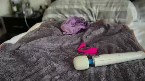 Mossy Mommy online show from April 24, 12:07 pm