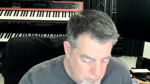 Snapshot of mostly_unbothered chatting on September 15, 8:25 am mostly_unbothered online show from September 15, 8:25 am