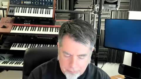 Snapshot of mostly_unbothered chatting on October 7, 10:56 am mostly_unbothered online show from October 7, 10:56 am