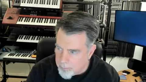 Snapshot of mostly_unbothered chatting on October 25, 6:32 am mostly_unbothered online show from October 25, 6:32 am