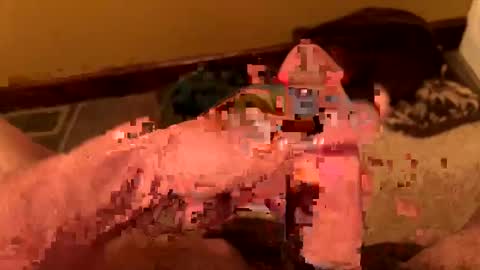 Snapshot of motomo12 chatting on February 28, 11:47 am Henry online show from February 28, 11:47 am