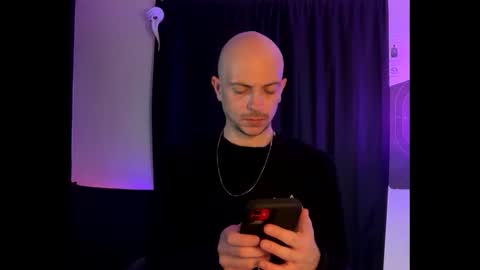 mount_vesuvius online show from December 20, 6:09 am