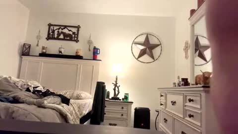 Snapshot of mountainboy06 chatting on November 23, 5:51 am mountainboy06 online show from November 23, 5:51 am