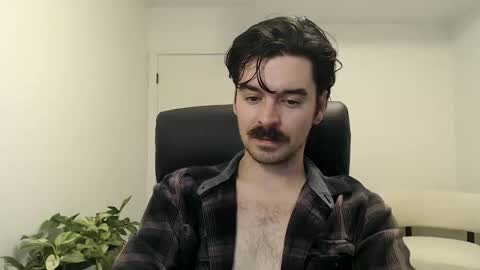 moustachematt online show from May 28, 3:37 am