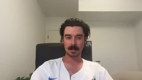 moustachematt online show from July 16, 1:55 am