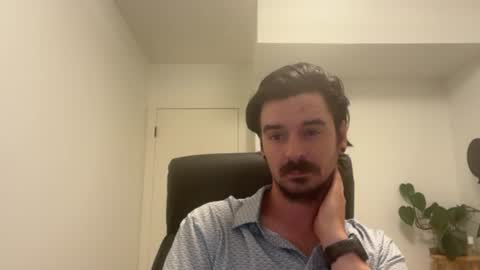 moustachematt online show from August 10, 4:38 am