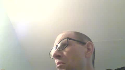 Snapshot of moviem1978 chatting on December 15, 9:56 am Frederik online show from December 15, 9:56 am