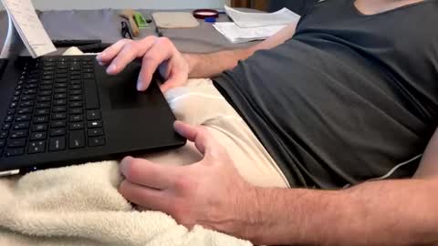 Sequoia-Cocked Hombre de Sur online show from April 12, 2:55 pm