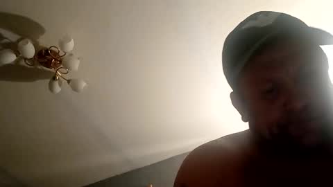 Snapshot of mr688764 chatting on October 24, 1:35 am IngussugnI online show from October 24, 1:35 am