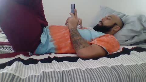 Mr8 online show from January 7, 7:06 pm