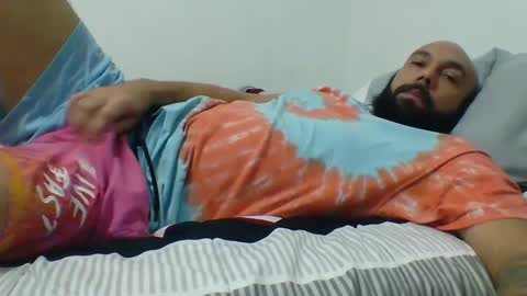 Mr8 online show from January 8, 2:57 am