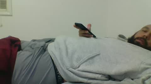 Mr8 online show from January 25, 3:09 am