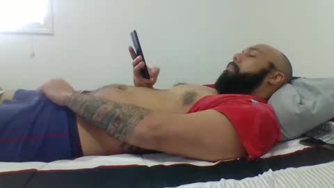 Mr8 online show from January 31, 9:05 pm