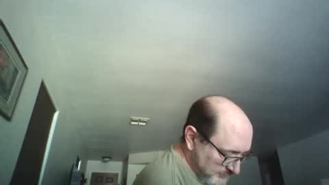 MrAnonymou57 online show from April 24, 3:58 pm