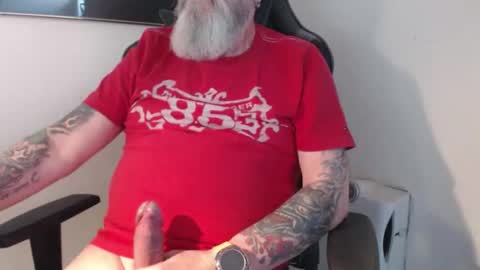 mr_boombastic2021 online show from May 2, 9:47 am