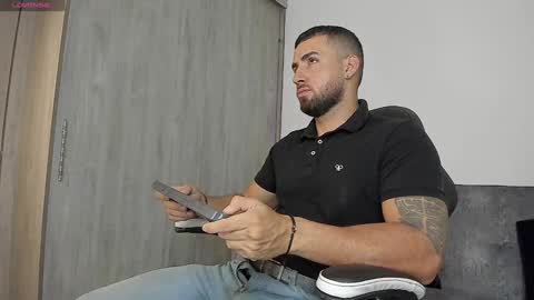 Snapshot of mr_david_cox chatting on February 3, 12:47 pm David online show from February 3, 12:47 pm