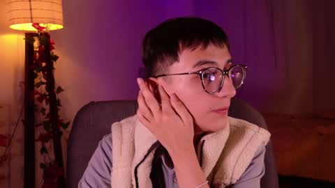 Mr Evans online show from December 20, 12:49 pm