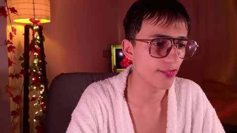 Mr Evans online show from January 4, 4:32 pm