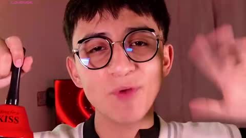 Mr Evans online show from February 9, 1:25 pm