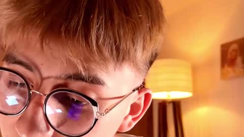 Mr Evans online show from October 3, 3:53 pm