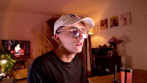 Mr Evans online show from October 4, 2:15 pm