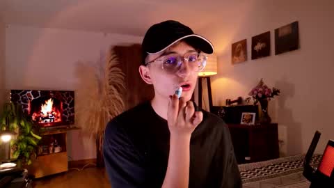 Mr Evans online show from October 11, 4:49 pm