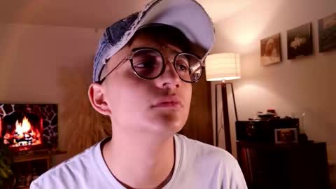 Mr Evans online show from November 4, 2:49 pm