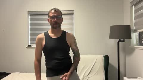 Snapshot of mr_halfling chatting on June 10, 12:33 am mr_halfling online show from June 10, 12:33 am