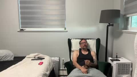 Snapshot of mr_halfling chatting on June 18, 12:53 pm mr_halfling online show from June 18, 12:53 pm