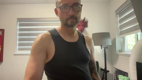 Snapshot of mr_halfling chatting on July 14, 1:30 am mr_halfling online show from July 14, 1:30 am