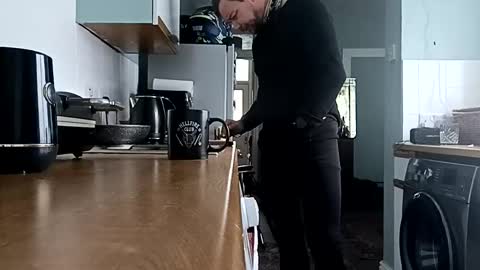 mr_i_ online show from January 21, 11:13 am