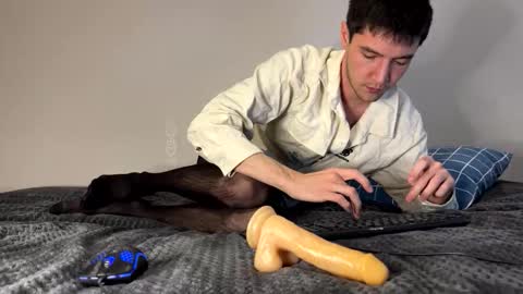 Snapshot of mr_jeicob chatting on December 2, 7:57 am mr jeicob online show from December 2, 7:57 am