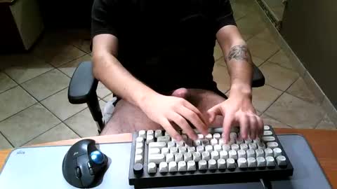 mr_kaa online show from November 19, 12:10 am