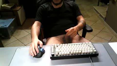 Snapshot of mr_kaa chatting on May 25, 9:10 pm mr_kaa online show from May 25, 9:10 pm