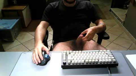 Snapshot of mr_kaa chatting on June 29, 9:26 pm mr_kaa online show from June 29, 9:26 pm