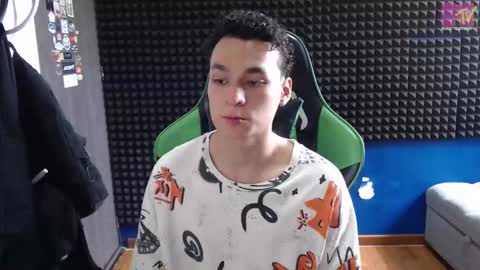 Snapshot of mr_lollipop77 chatting on March 1, 7:49 pm Call me Angel please online show from March 1, 7:49 pm