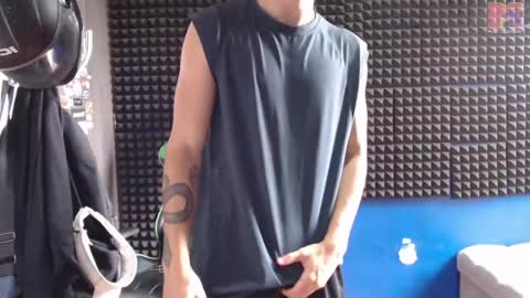 Snapshot of mr_lollipop77 chatting on April 8, 5:13 pm Call me Angel please online show from April 8, 5:13 pm