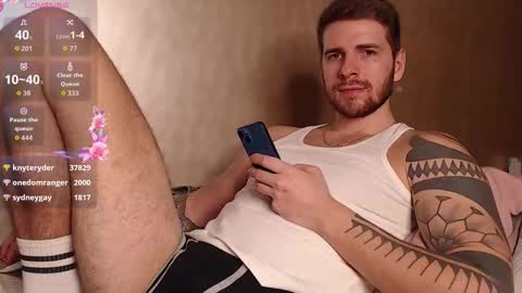 mr_longboy online show from January 9, 8:43 pm