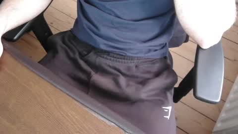 Snapshot of mr_magnum20 chatting on March 12, 10:59 am mr_magnum20 online show from March 12, 10:59 am