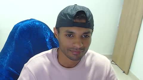 Max online show from February 19, 12:39 am