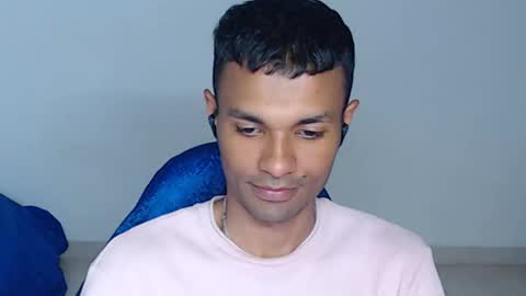 Max online show from March 20, 2:11 pm