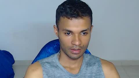 Max online show from March 22, 3:04 pm