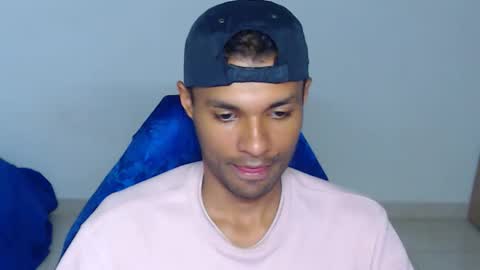 Max online show from March 27, 1:33 pm