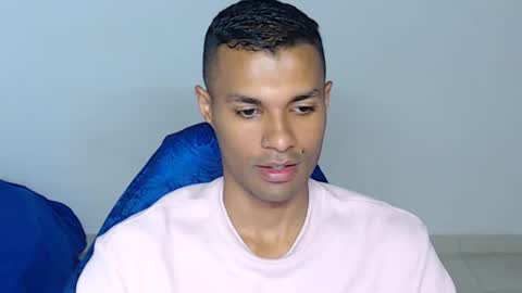 Max online show from April 4, 12:24 pm