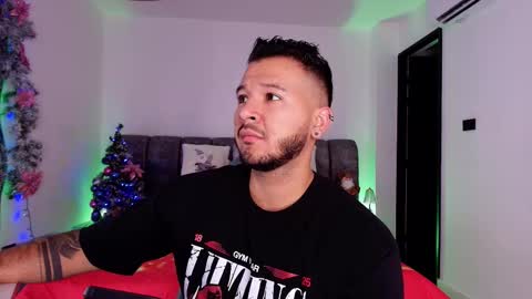 MIKEE online show from December 3, 3:03 am