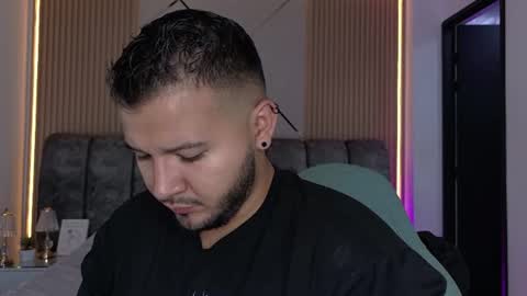 Snapshot of mr_mikee_ chatting on July 2, 3:06 am MIKEE online show from July 2, 3:06 am