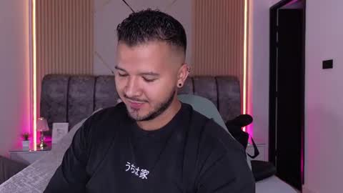Snapshot of mr_mikee_ chatting on July 22, 3:09 am MIKEE online show from July 22, 3:09 am